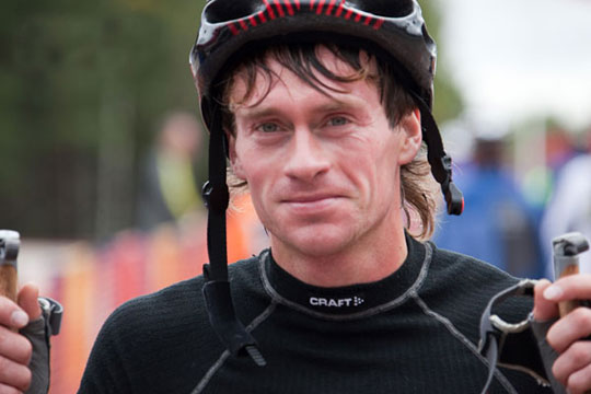 Серебряный призер чемпионата мира 2009 года в Либереце Максим Вылегжанин