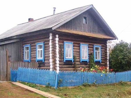 Дом, в котором мы жили в Синячихе