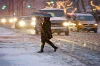 Мощные снегопады парализовали жизнь на северо-востоке США