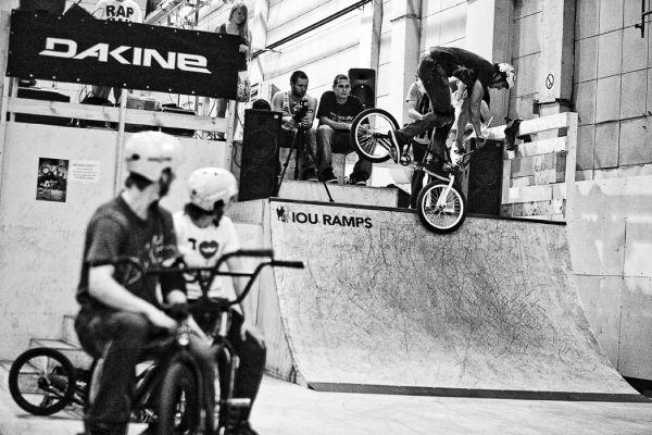 Праздничное открытие нового bmx и скейт парка Ride Town состоялось в Москве (метро Коломенское)