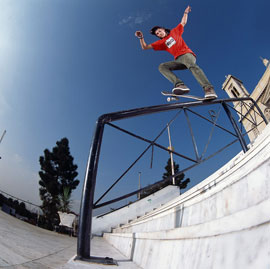 На ней будут представлены 100 лучших фоторабот культовых skate & snow фотографов России