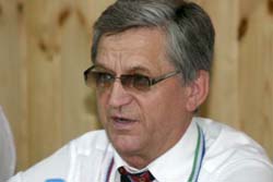 Александр Тихонов