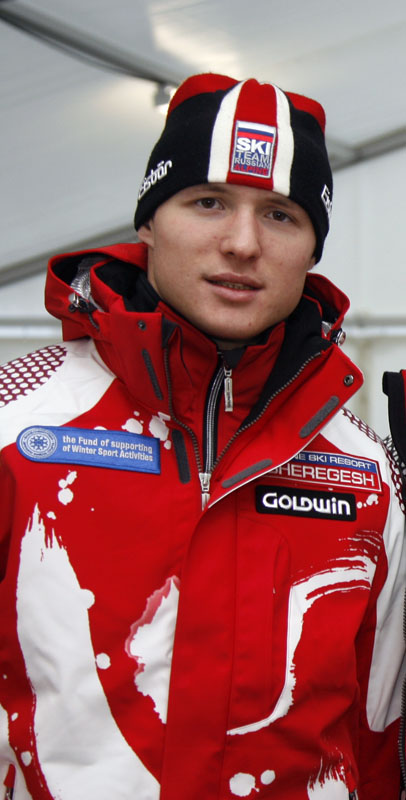Александр Хорошилов