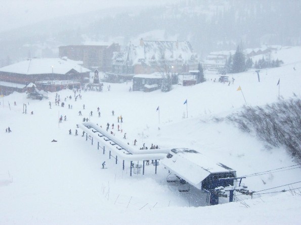 ����������� ������ Schweitzer �� ������ ����� (���). ����: Ski Press
