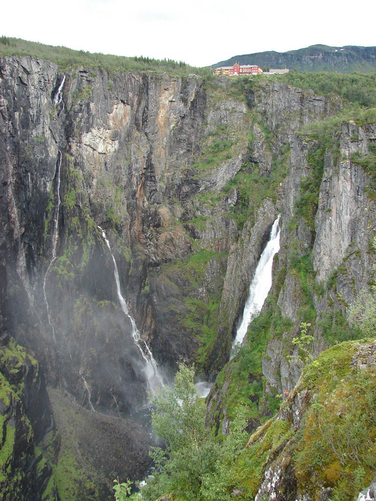 Водопад Верингфоссен
